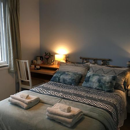 Leafy Suburban Bed And Breakfast Northwood  Екстериор снимка